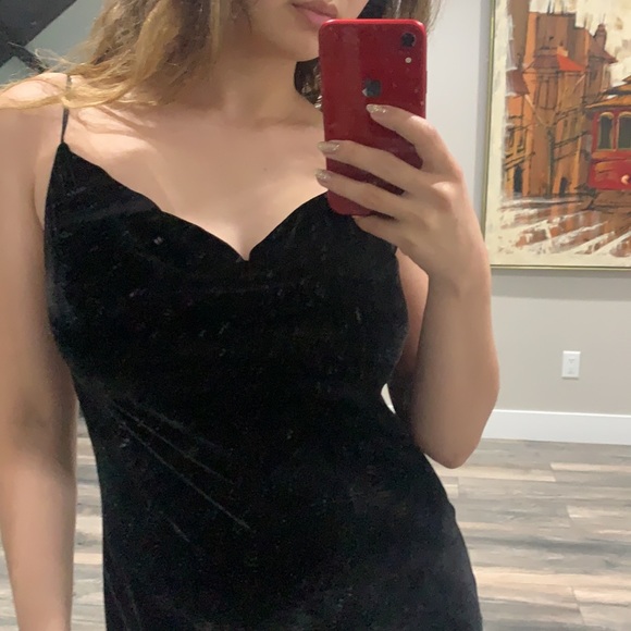 Aritzia dress NWOT - Picture 3 of 5